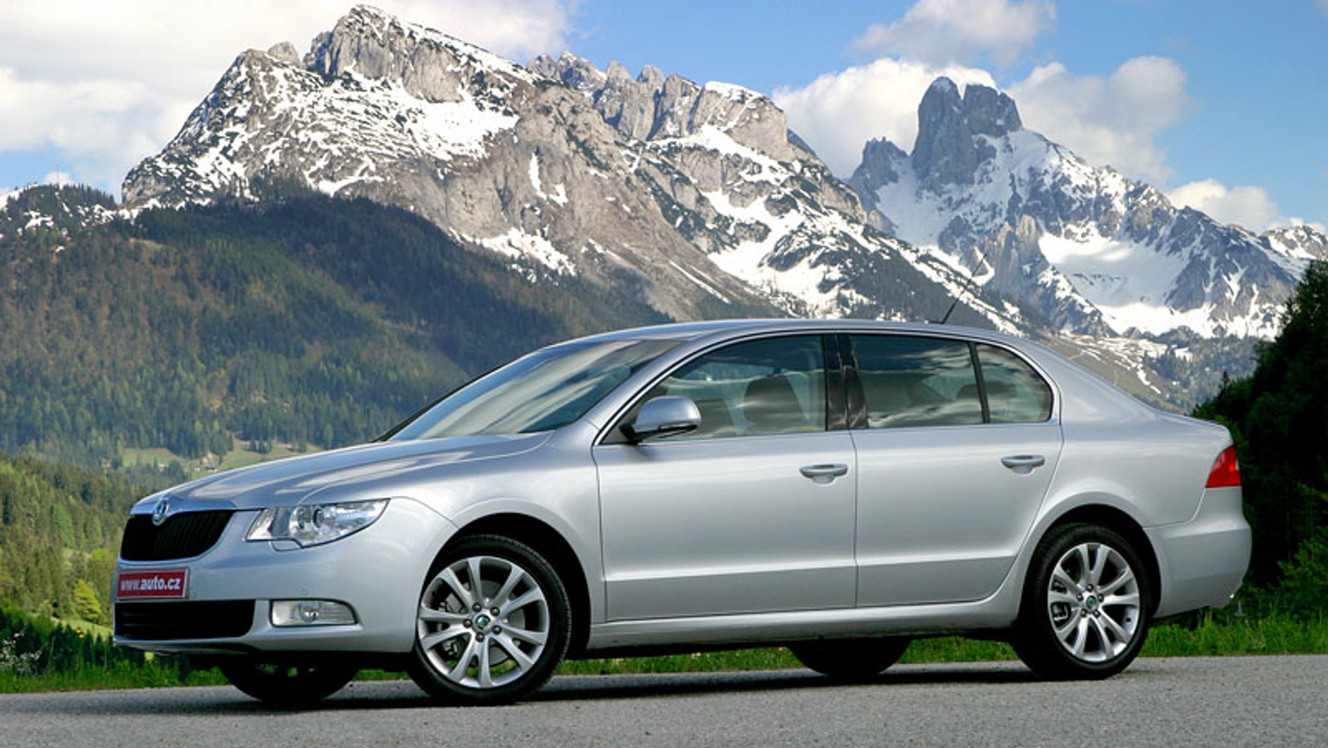 Škoda Superb: ubogi krewny Passata czy poważny konkurent?