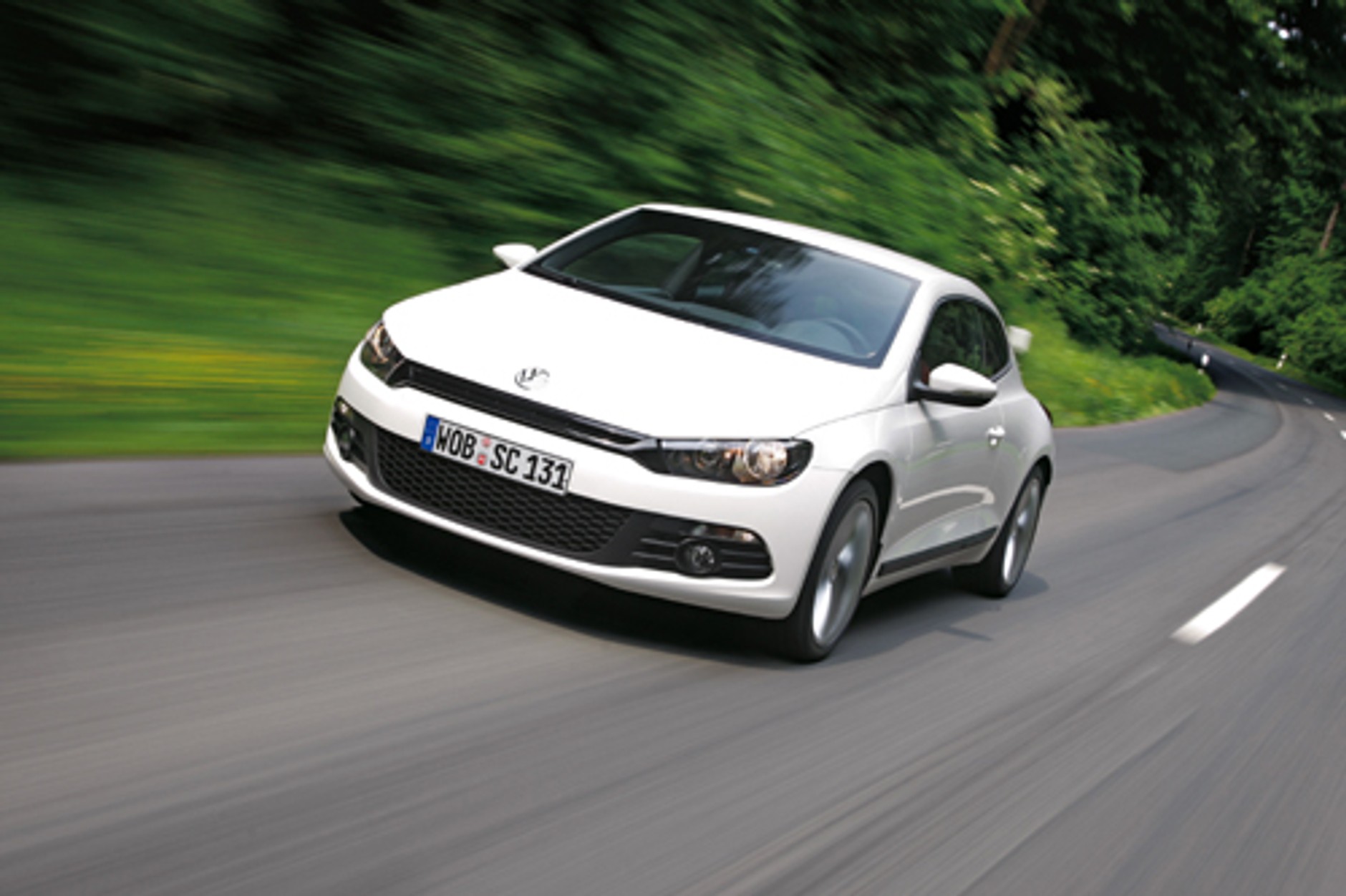 Volkswagen Scirocco 2.0 TSI - Solidna robota