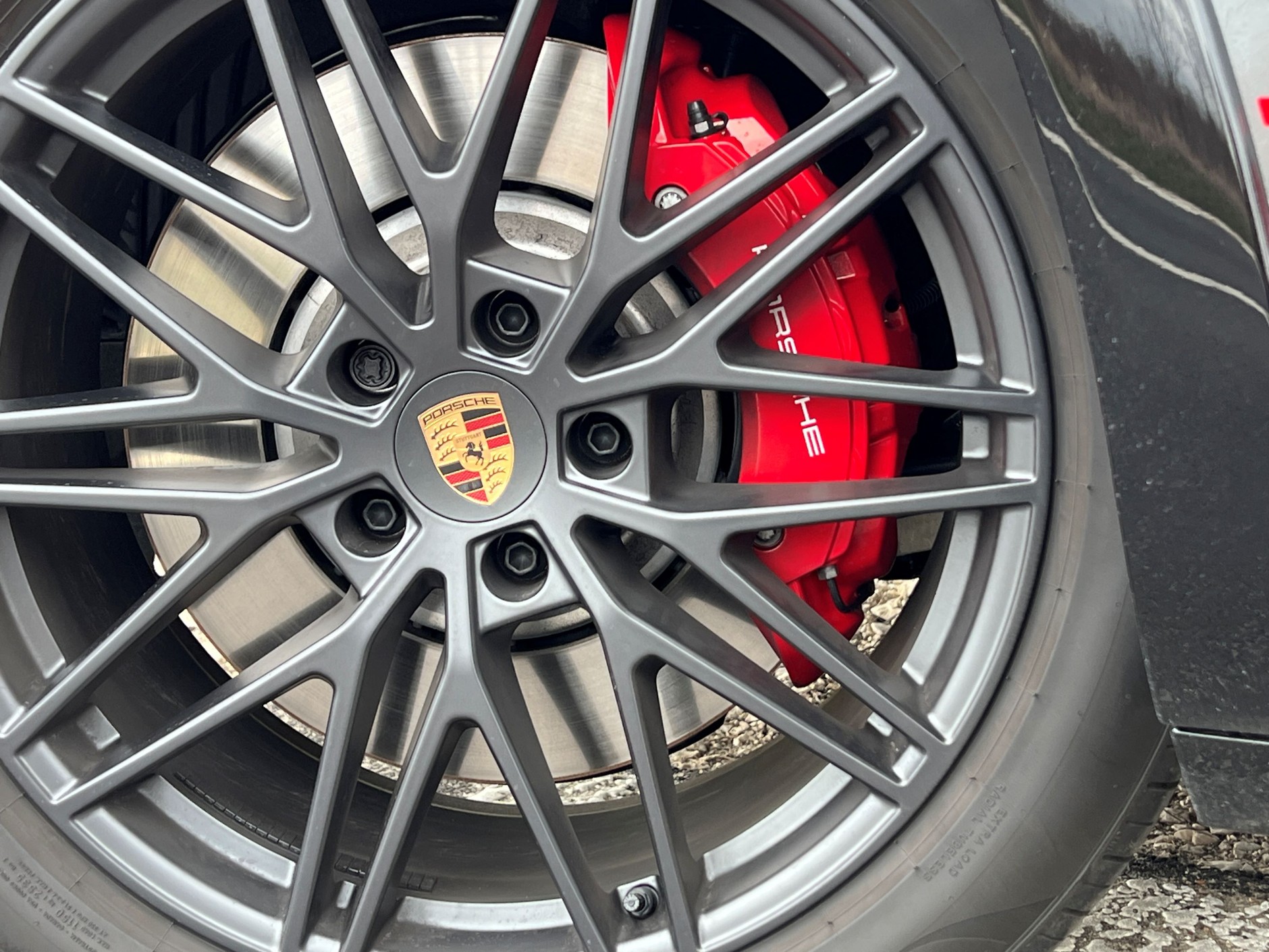 Porsche Cayenne GTS Coupe (model roku 2025)