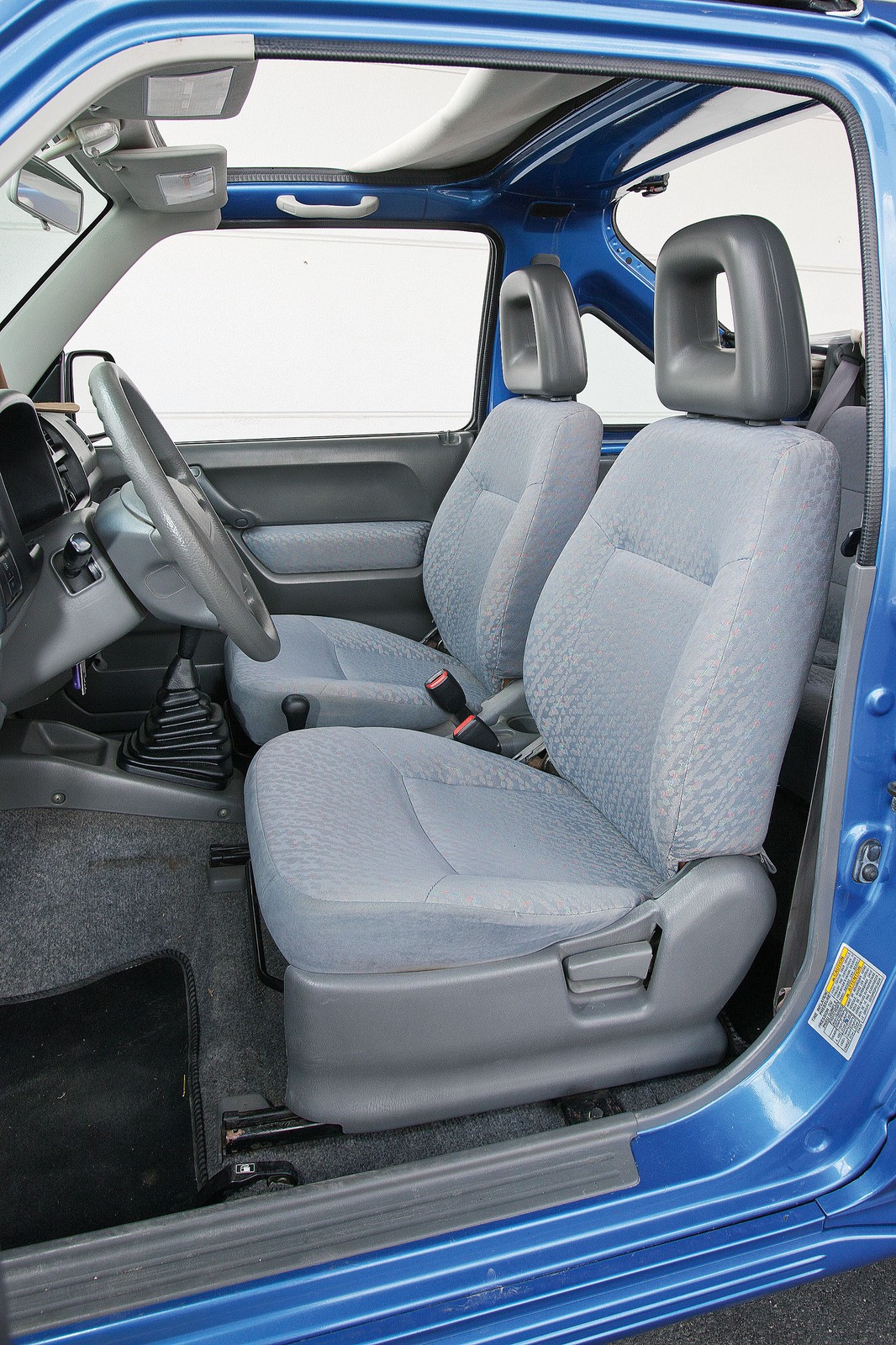 Suzuki Jimny - mały terenowy gigant z kilkoma problemami