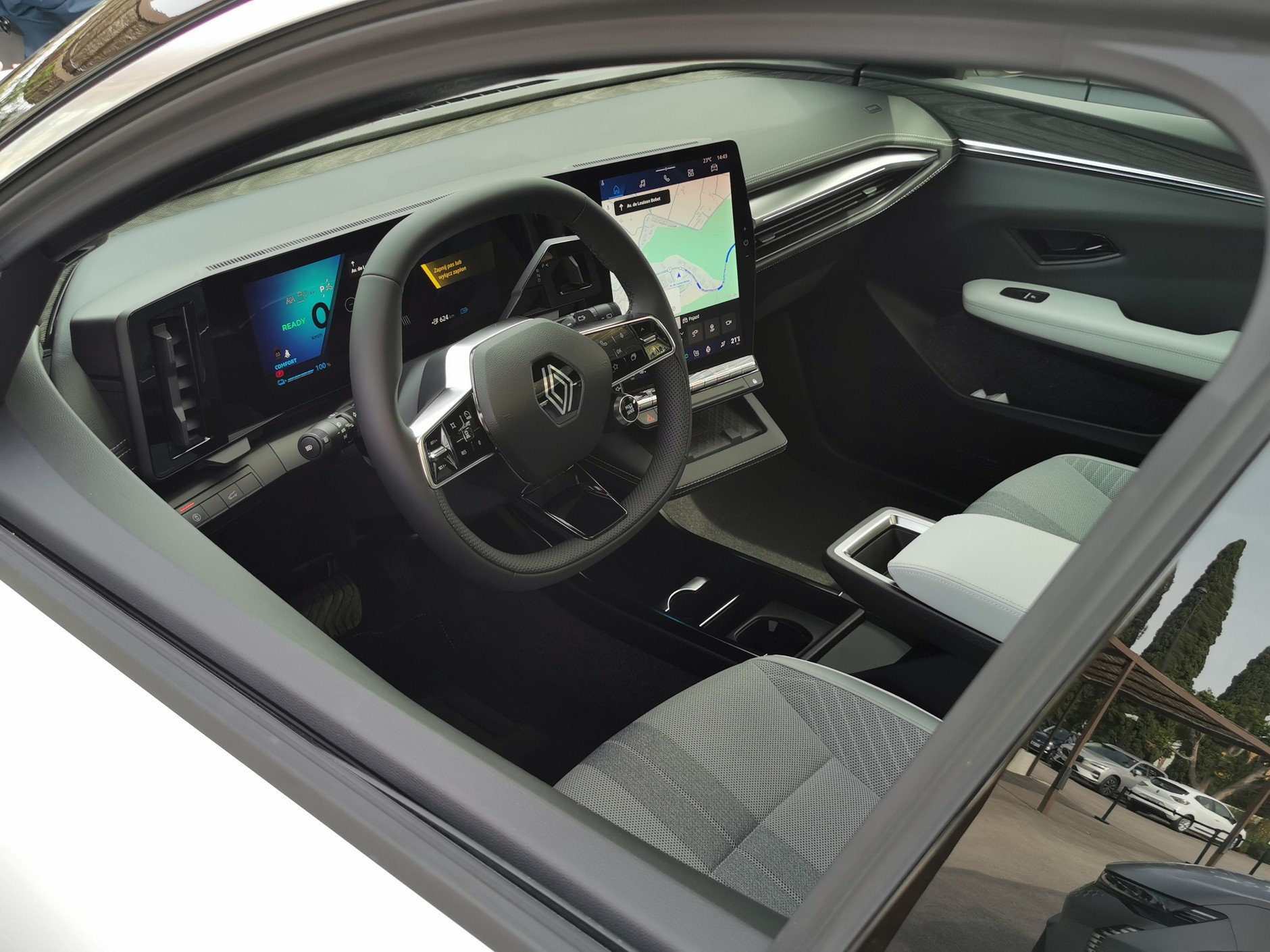 Renault Scenic 2024 – wnętrze