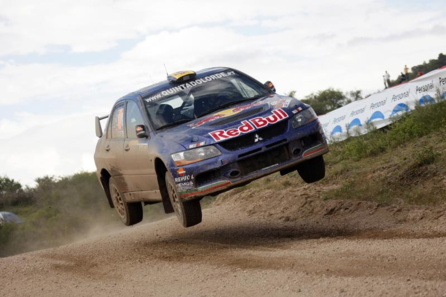 Rajd Argentyny 2008: Loeb zdecydowanym liderem (I. etap)