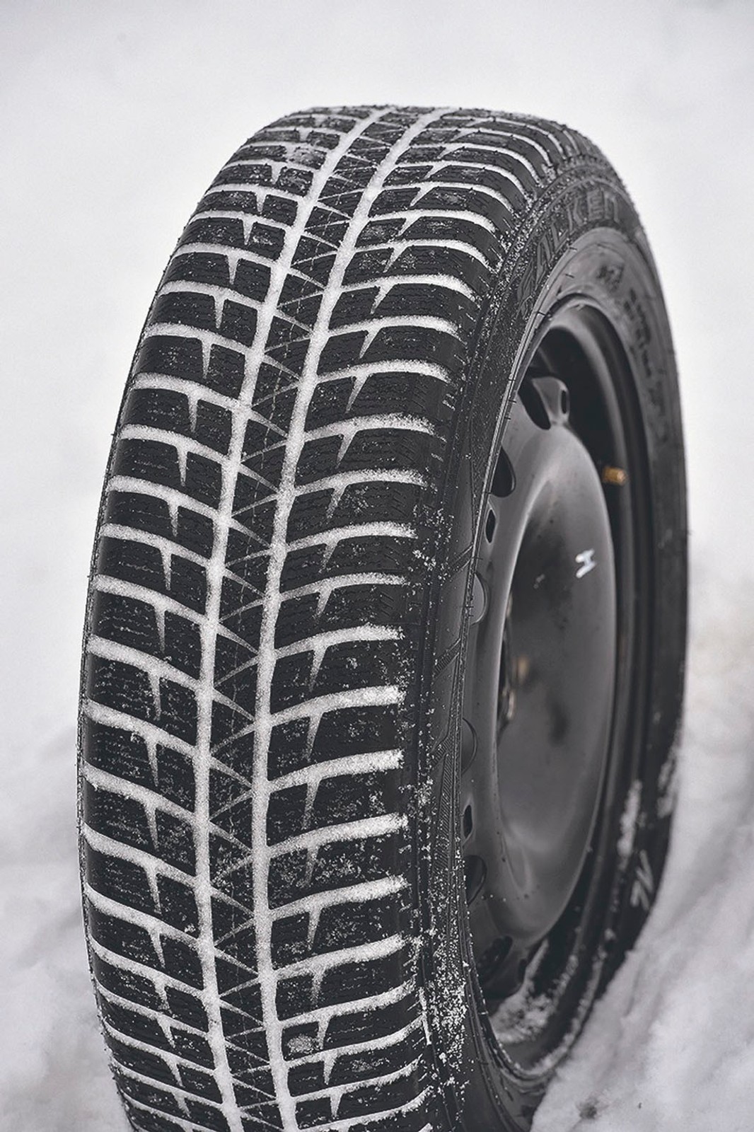 FalkenEurowinter HS44984 Tok. 924 zł/komplet