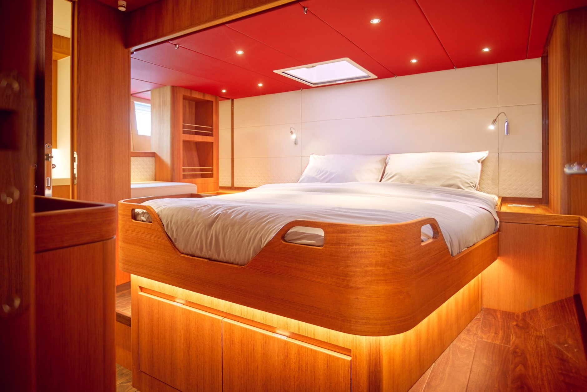 Bentley Continental GT i Contest Yachts