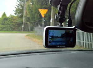 Test: samochodowa kamera z WiFi - NavRoad myCAM HD Pro GPS