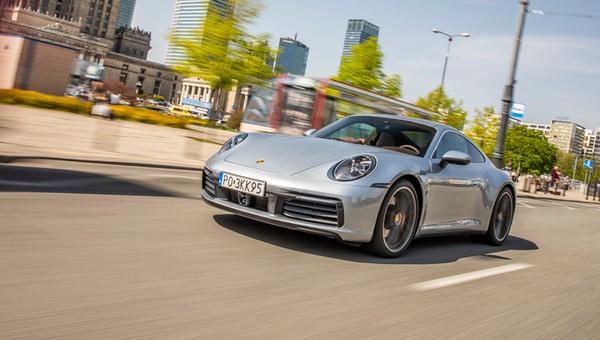 Porsche 911 Carrera 4S Coupe – na tor i bulwar | TEST