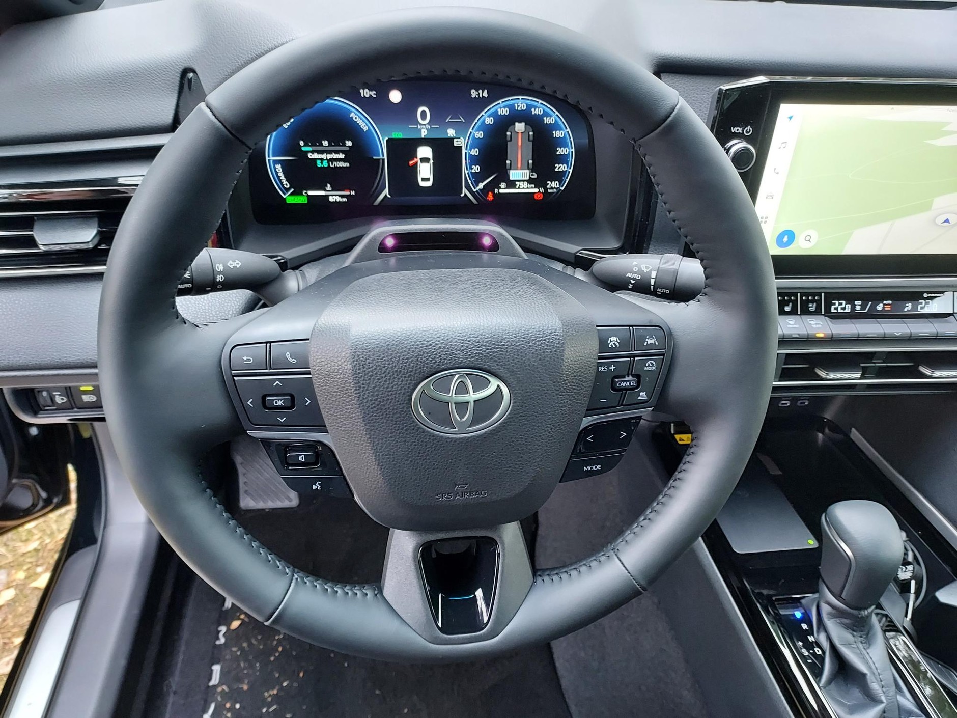 Toyota Camry 9. generacji