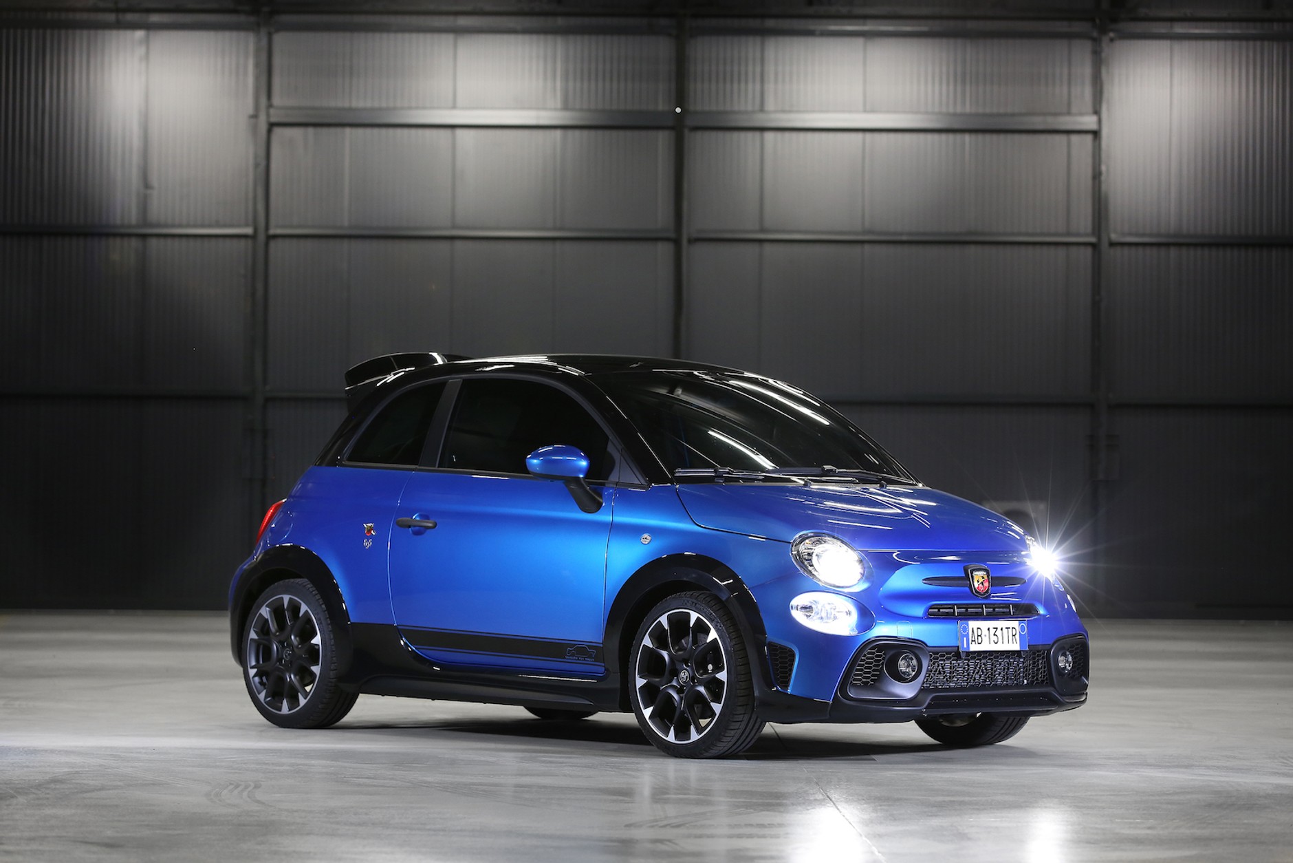 Abarth 695 Tributo 131