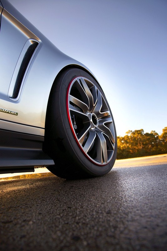 Holden Coupe 60 – upominek z okazji 60-lecia
