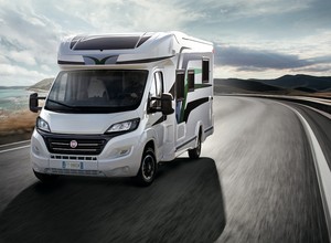 Kamper Fiat Ducato na wakacyjne wyprawy