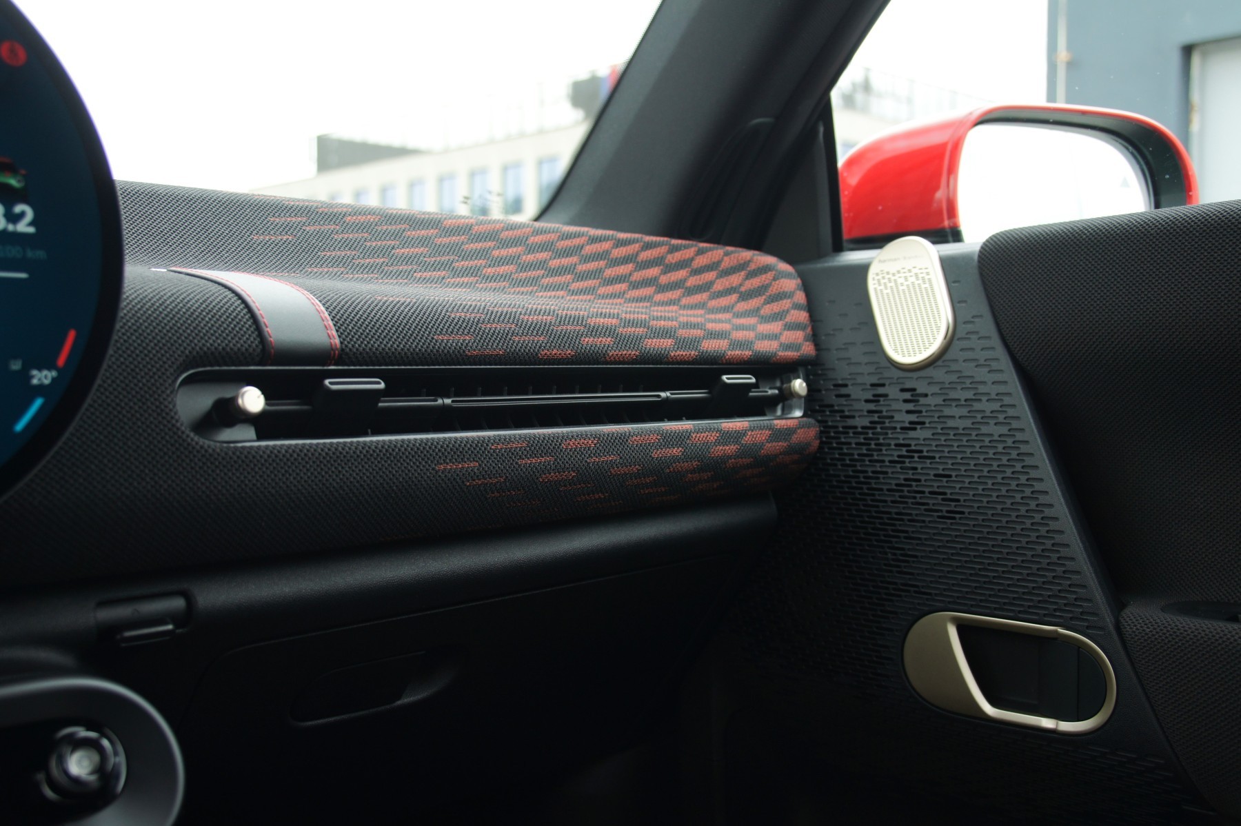Mini John Cooper Works E (JCW)