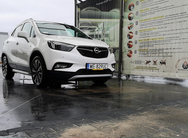 Opel Mokka X 1.4 Turbo A6 - multimedia z epoki GM