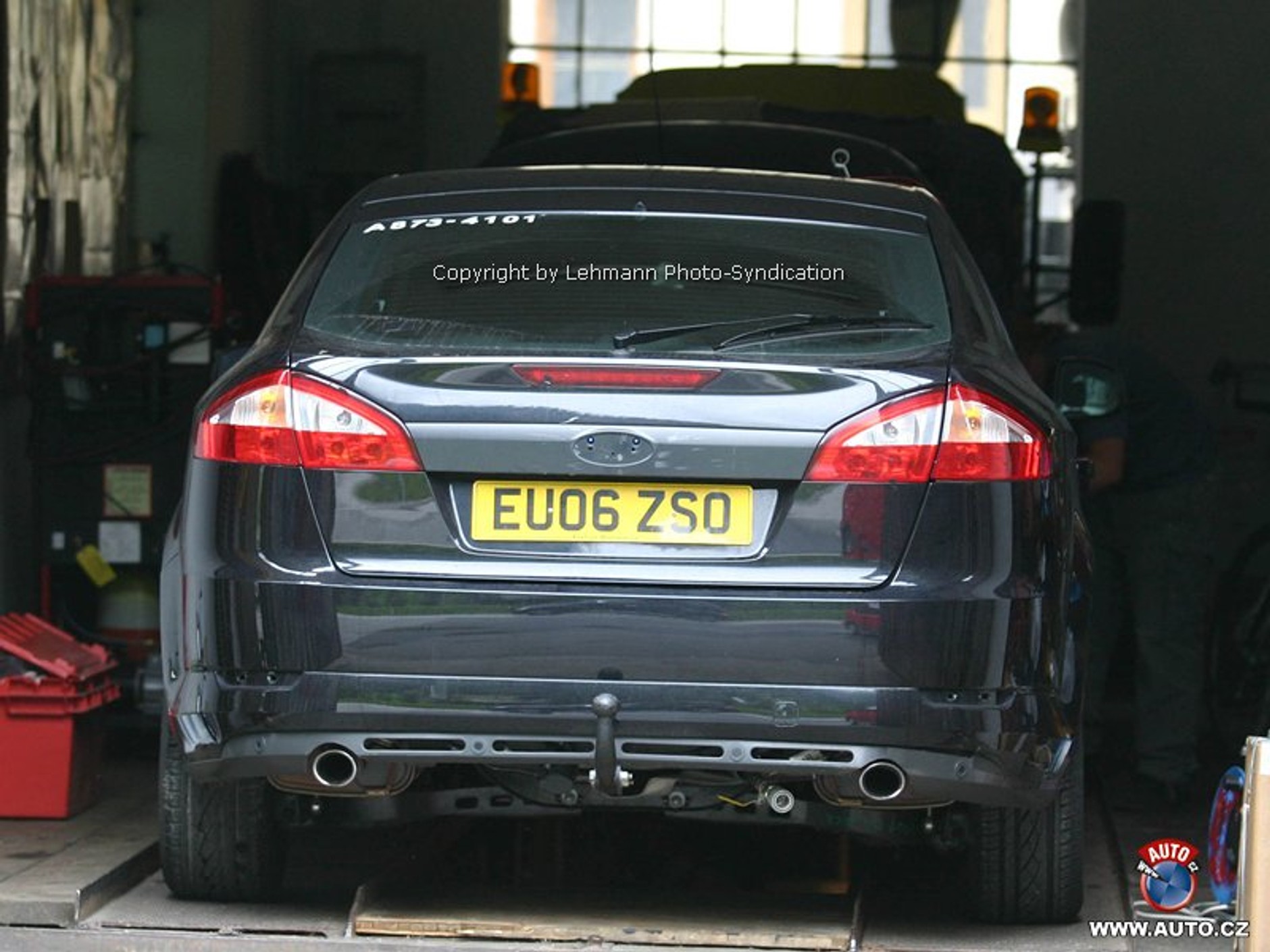 Zdjęcia szpiegowskie: Ford Mondeo ST – 4 czy 5 cylindrów?