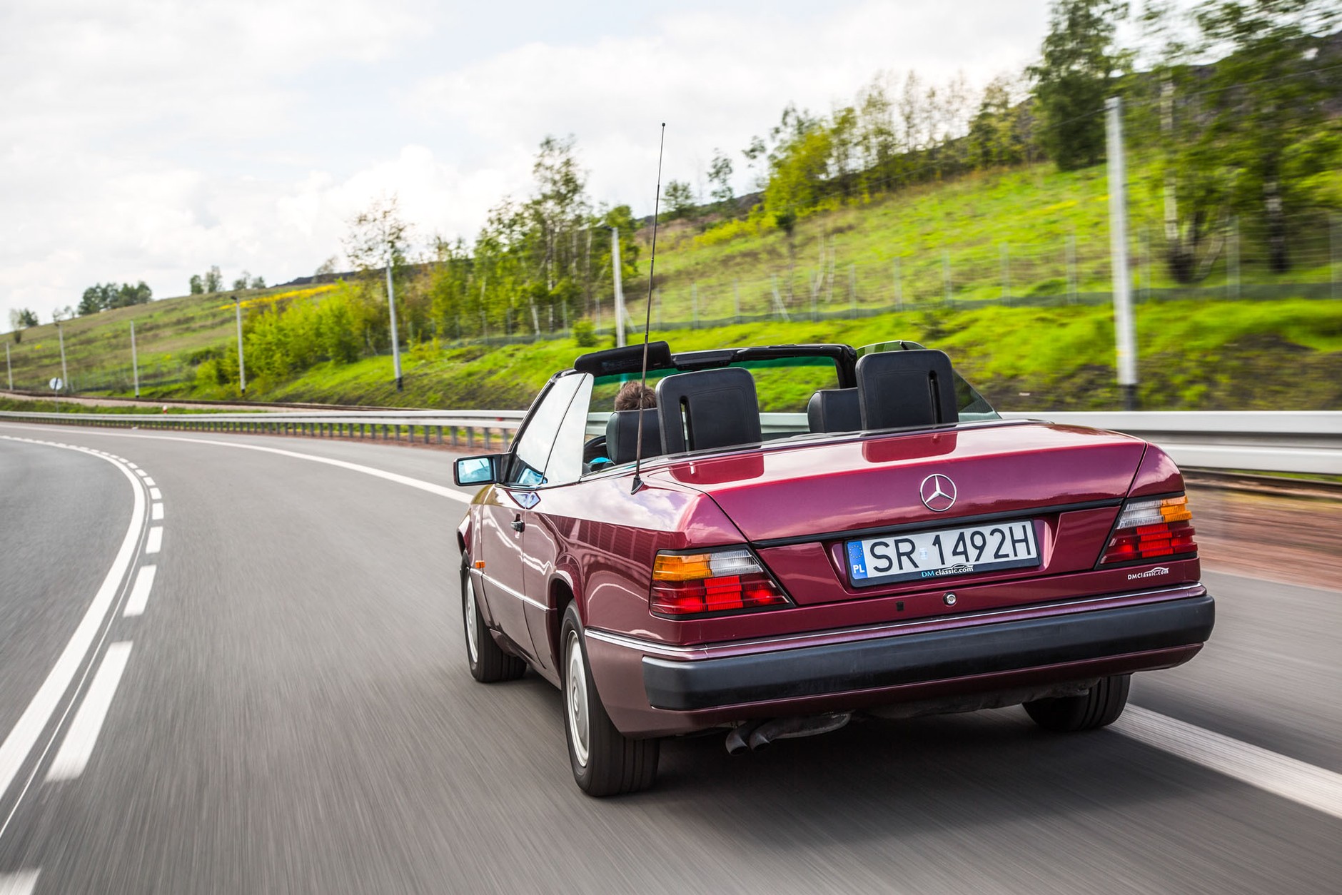 Elektrohydraulika dachów jest trwała, ale w razie awarii naprawa będzie kosztowna.