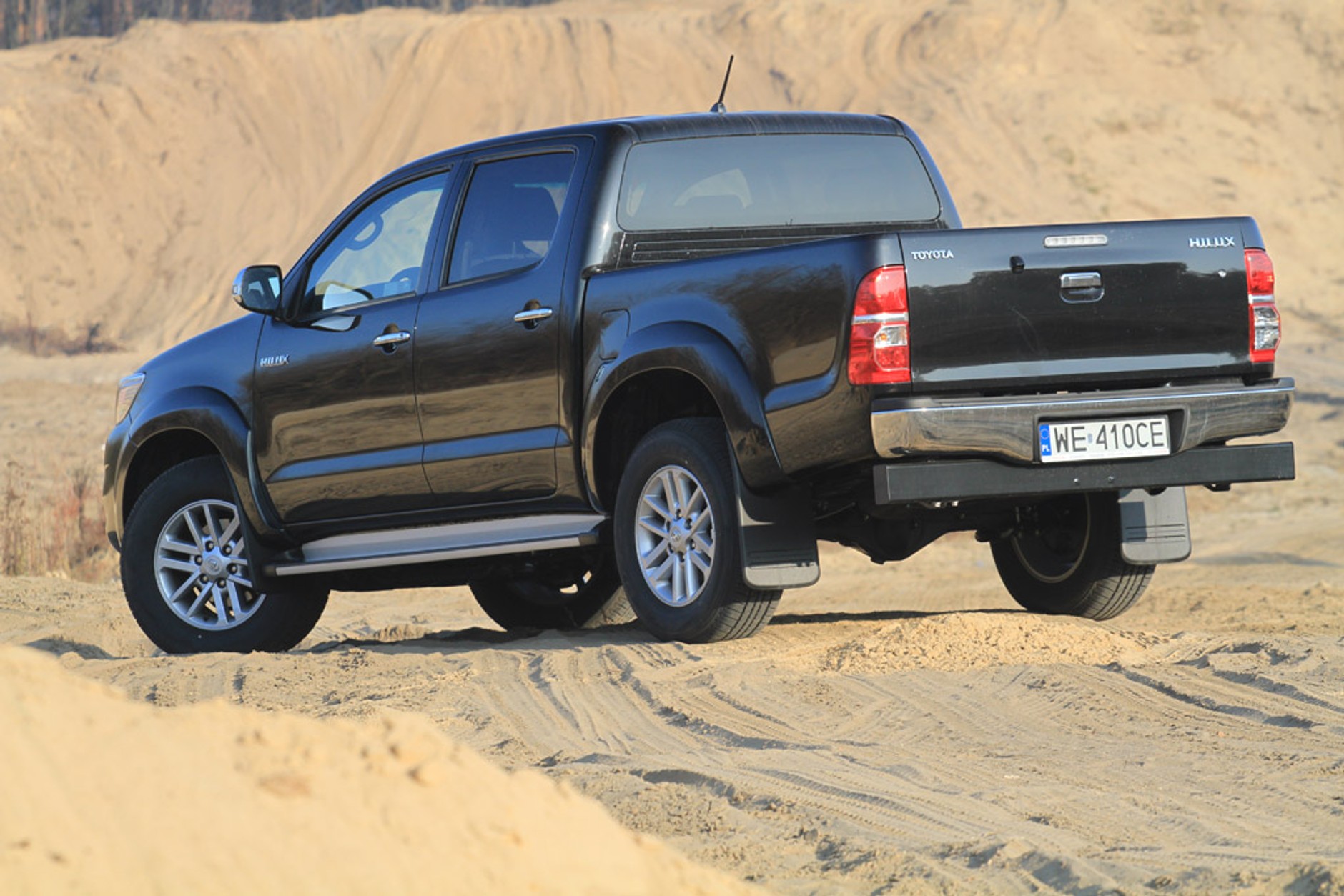 Toyota Hilux: pikap nie do zdarcia