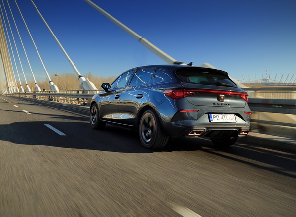 Cupra Leon 1.4 TSI e-Hybrid – żarliwy hatchback dla ekologicznie wrażliwych