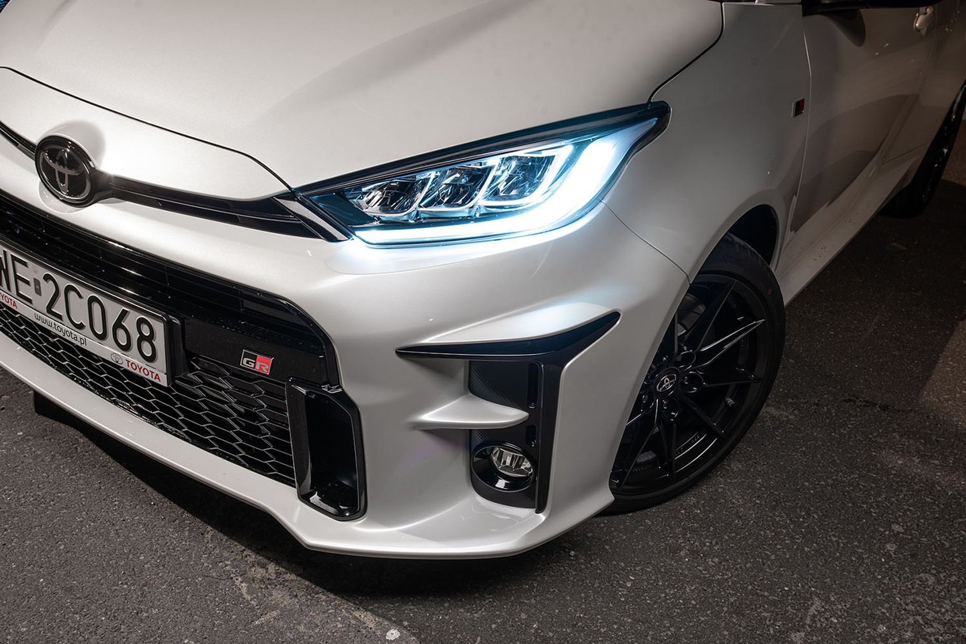 Toyota GR Yaris - zainspirowana rajdami