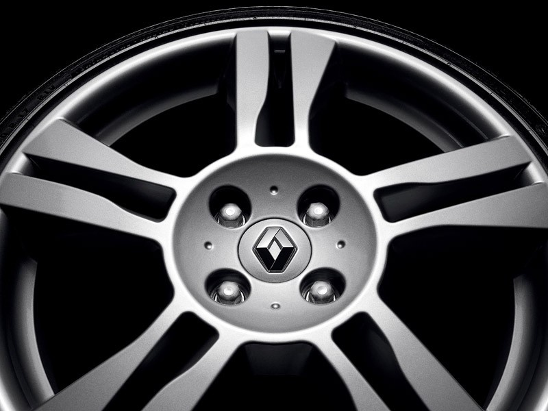 Renault Twingo RS (98 kW): najbardziej dostępny model sportowy w cenie od 15 600 euro