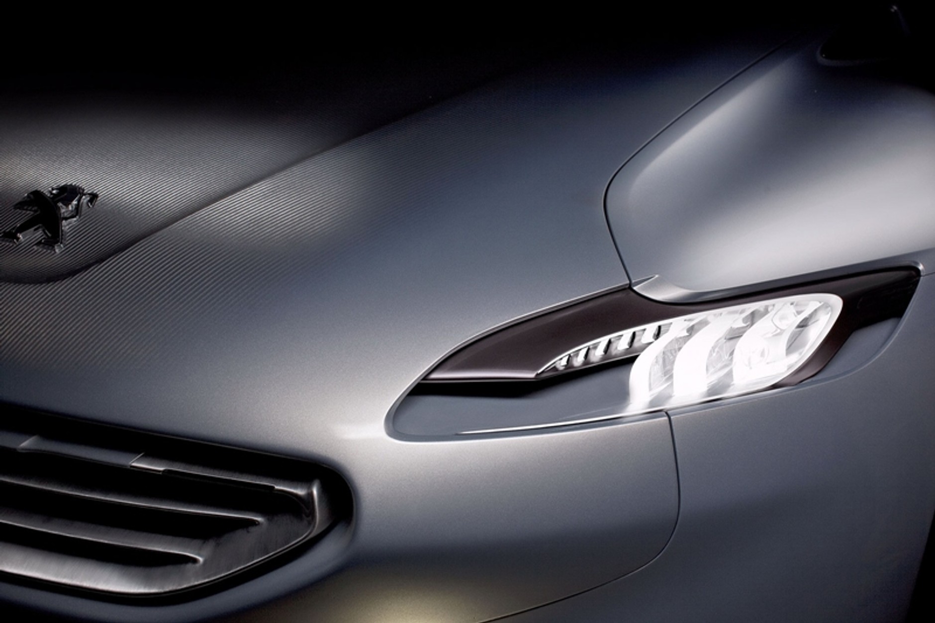 Peugeot SR1 – koniec głupkowatych uśmiechów