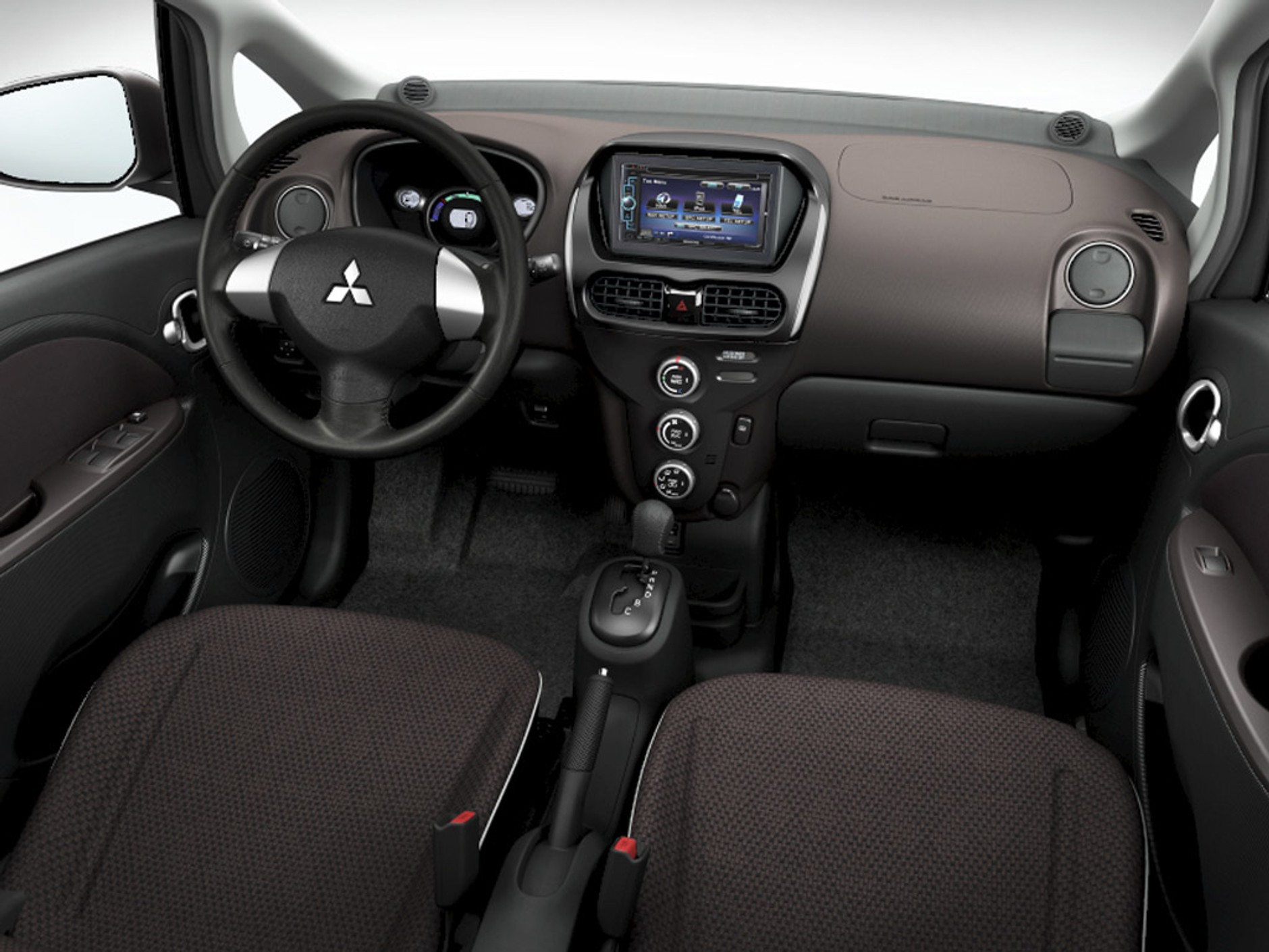 Mitsubishi i-MiEV tańszy o 30 proc.