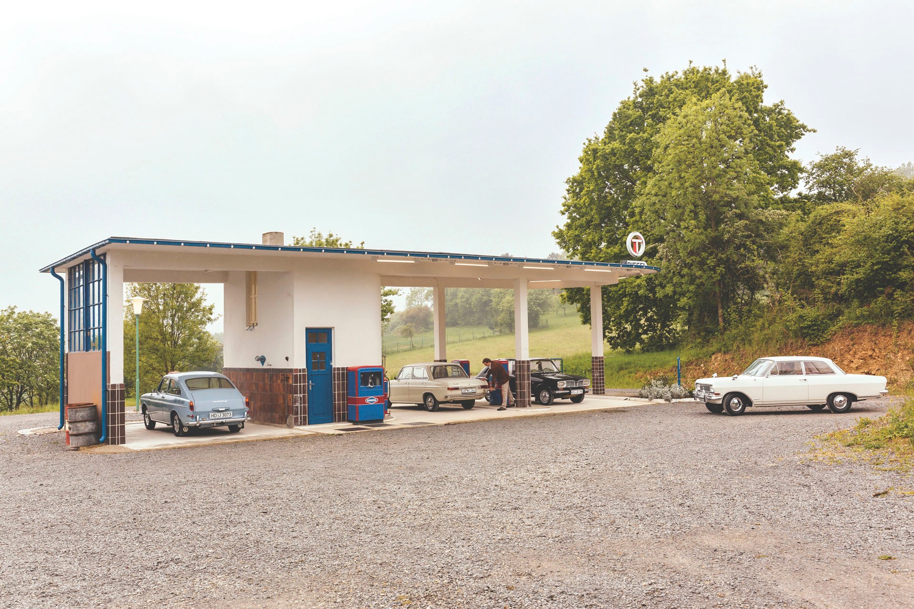 Porównanie aut klasy średniej z lat 60. - Volkswagen, Audi, Opel czy Renault?