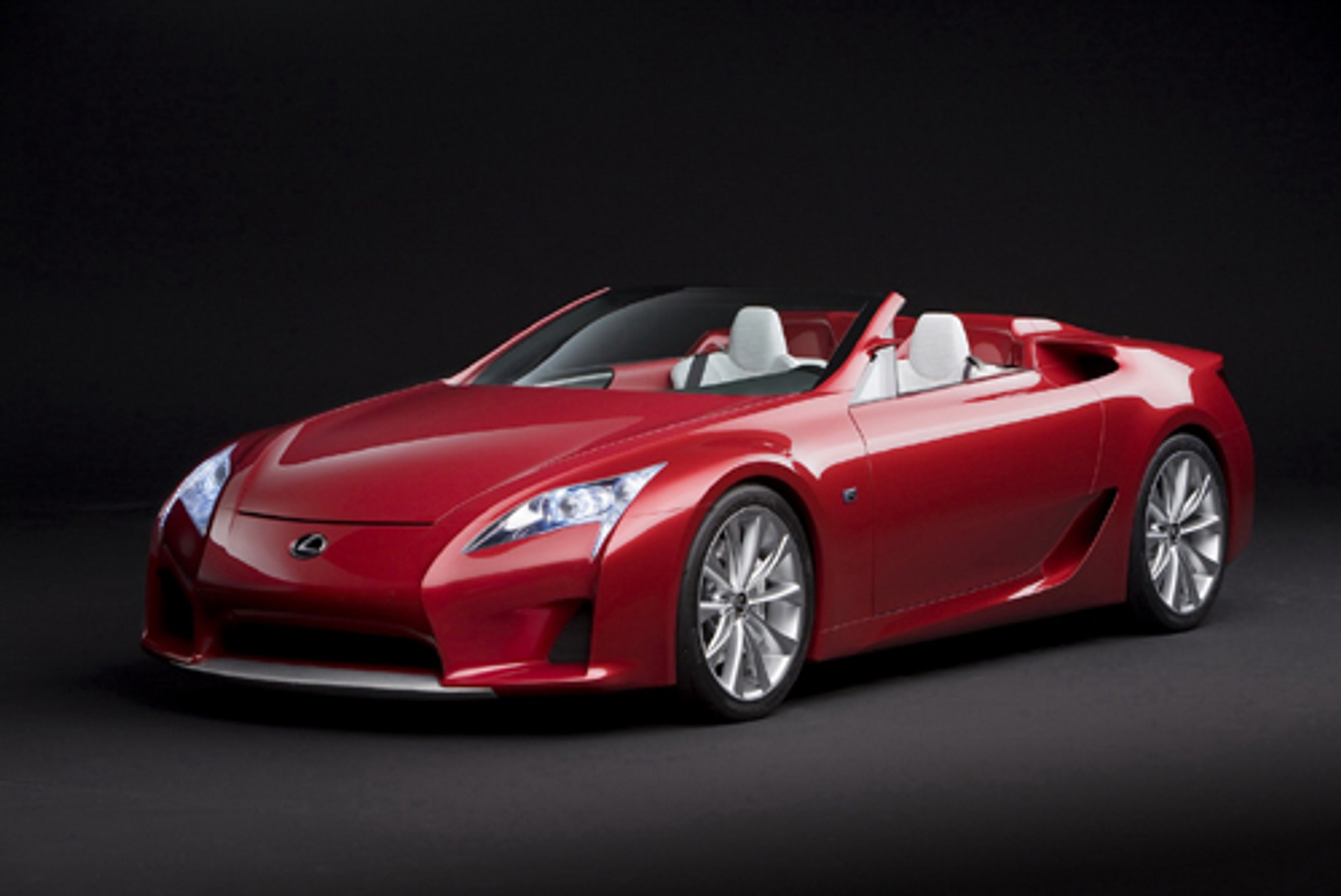500 koni pod maską - Lexus LF-A Roadster