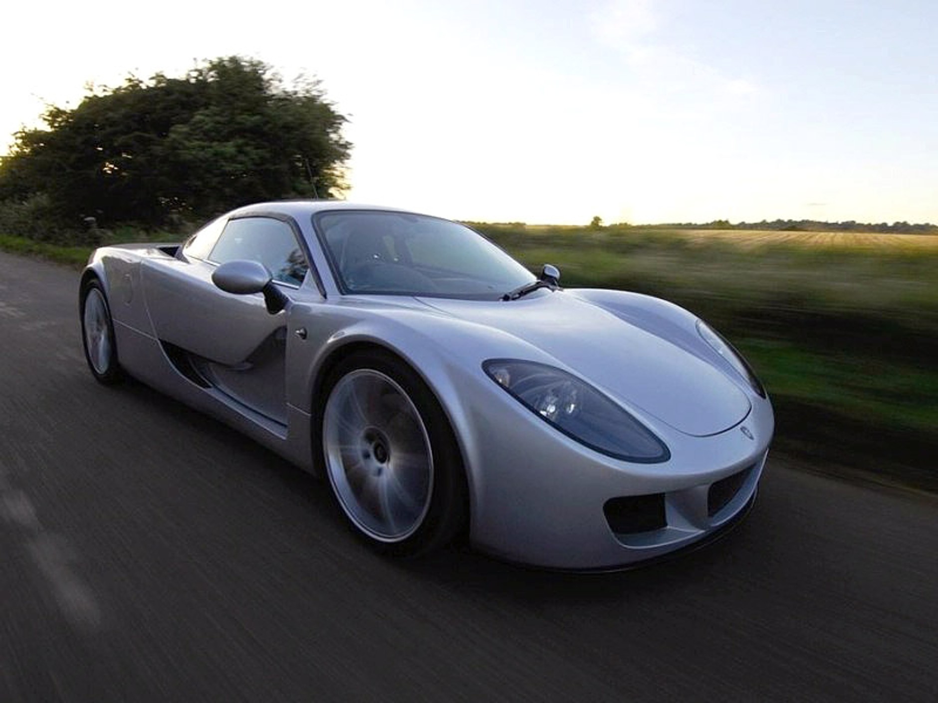 Farbio GTS: sprzedaż brytyjskiego dwumiejscowego coupé rozpoczęta