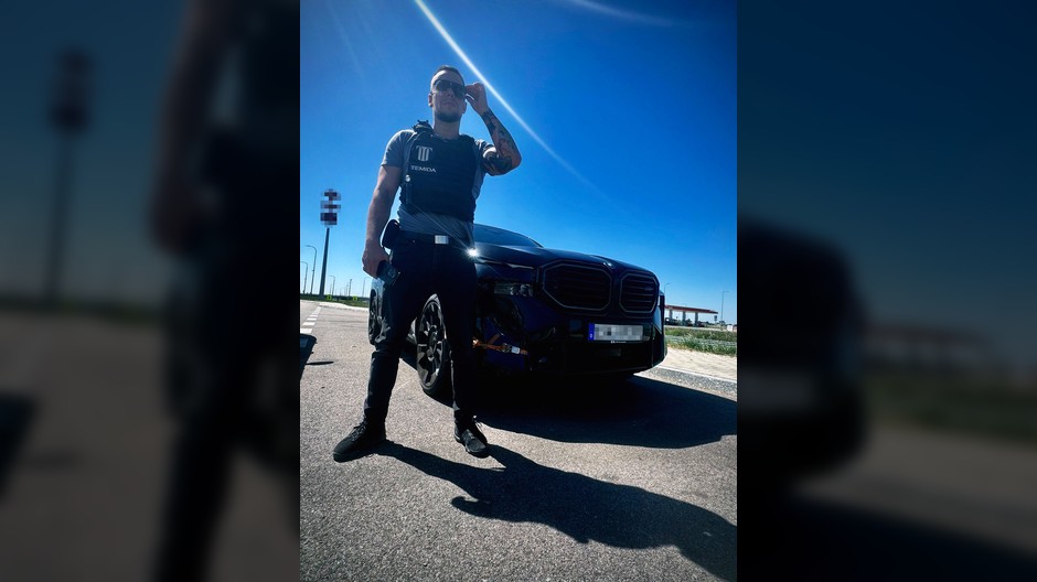 Detektywi namierzyli poszukiwane BMW. Kierowca nie trafił wyjaśnić, dlaczego jedzie na wschód