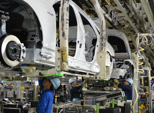 Znamy powód przerwania produkcji w 14 fabrykach Toyoty