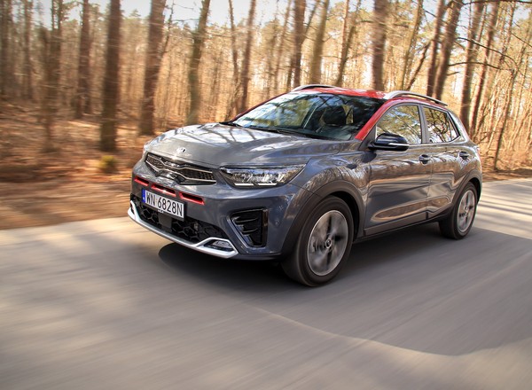 Kia Stonic 1.0 T-GDI MHEV – (za) dużo technologii?