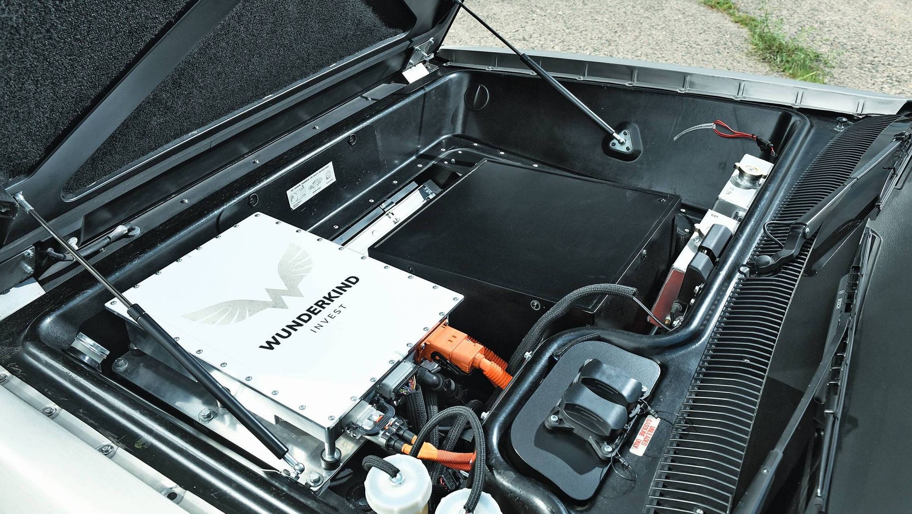 Elektryczne oldtimery – modowy kaprys czy przyszłość klasyków?