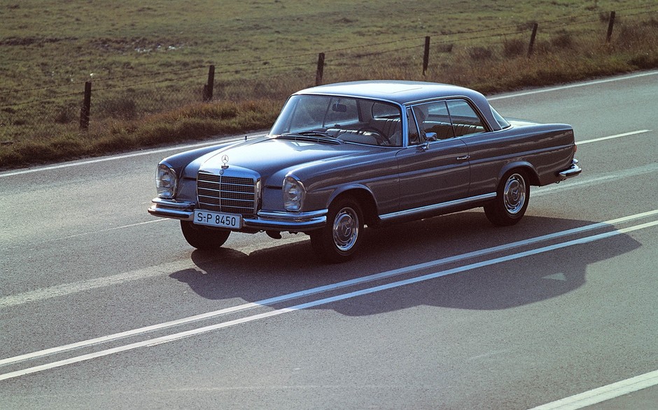 Mercedes W111