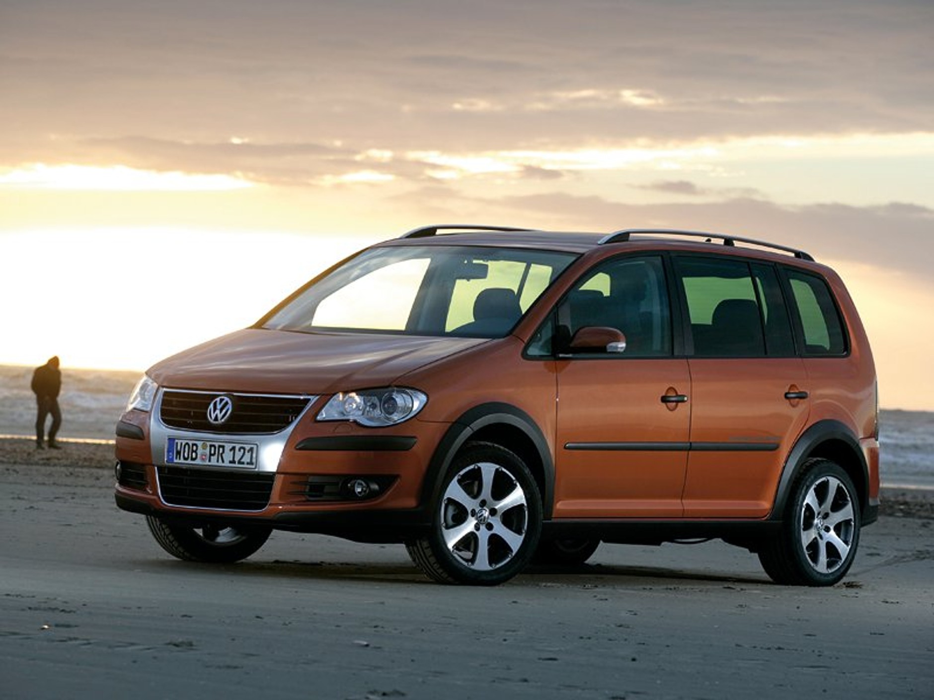 Volkswagen CrossTouran – jeszcze więcej plastiku