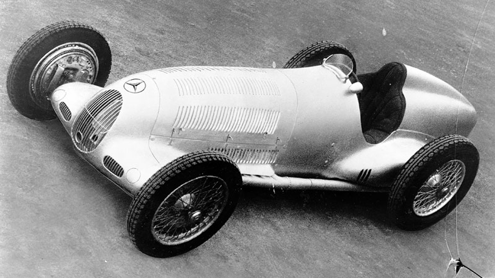 Mercedes-Benz: srebrne strzały w okresie przedwojennym