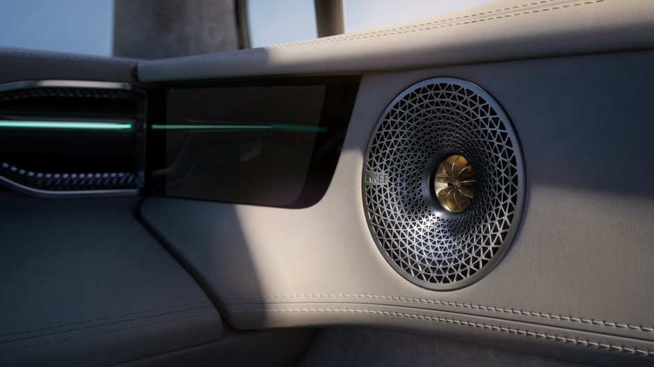 Nowy Lotus Eletre
