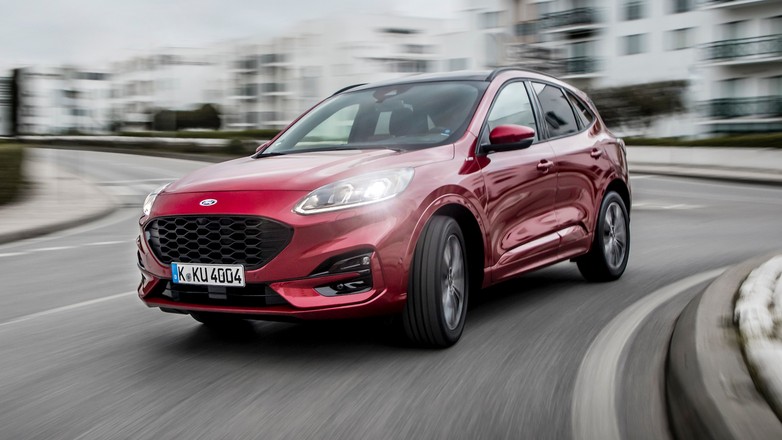 Kuga ST-Line-X EcoBlue Hybrid 016