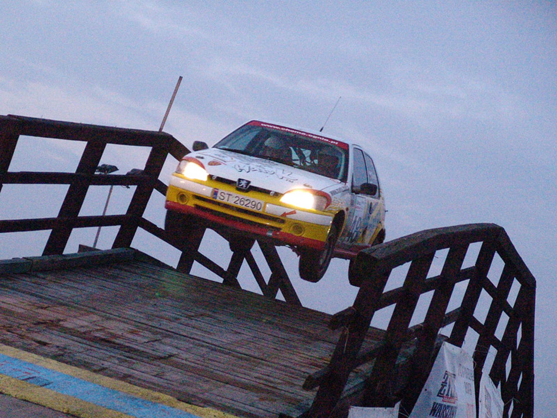 Rajdowy Puchar Peugeot: łezka się w oku zakręciła...