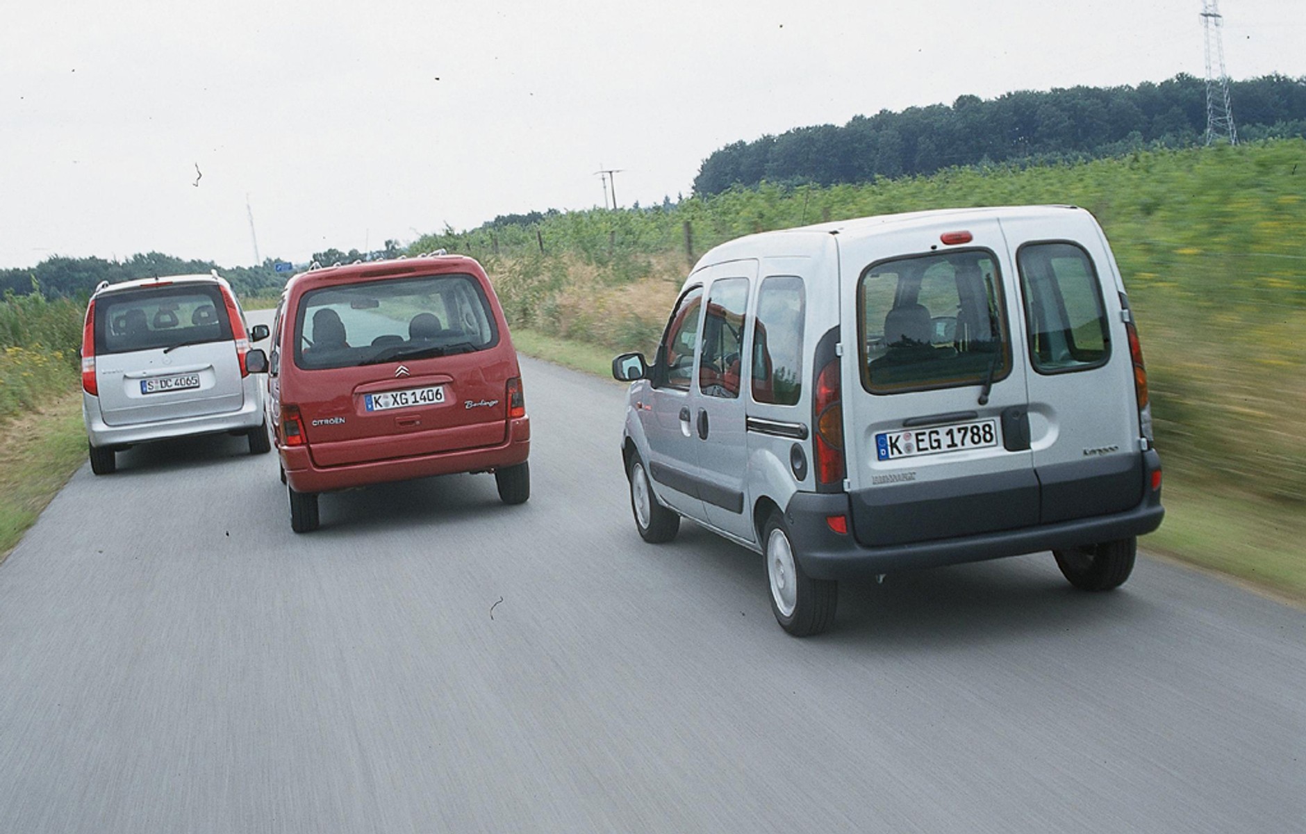 Vany do zadań specjalnych - Mercedes Vaneo kontra Citroen Berlingo i Renault Kangoo