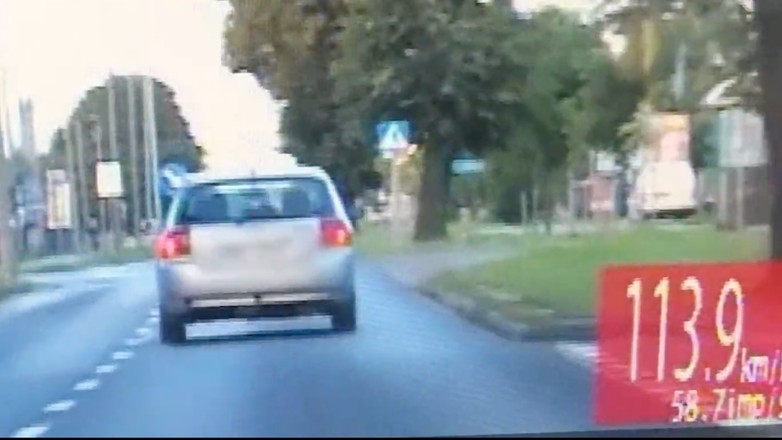 Jechał przez miasto 115 km/h