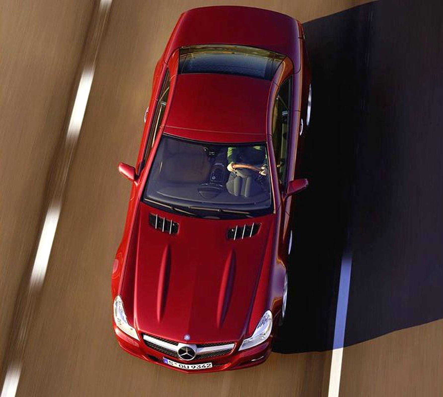 Mercedes-Benz SL – radykalna zmiana na drugą połowę cyklu modelowego