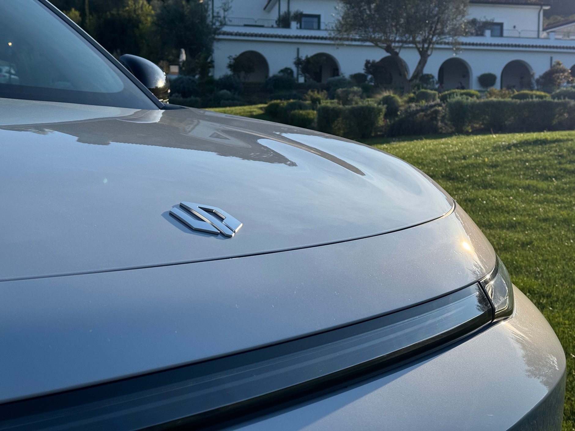 Leapmotor B10 Hybrid EV