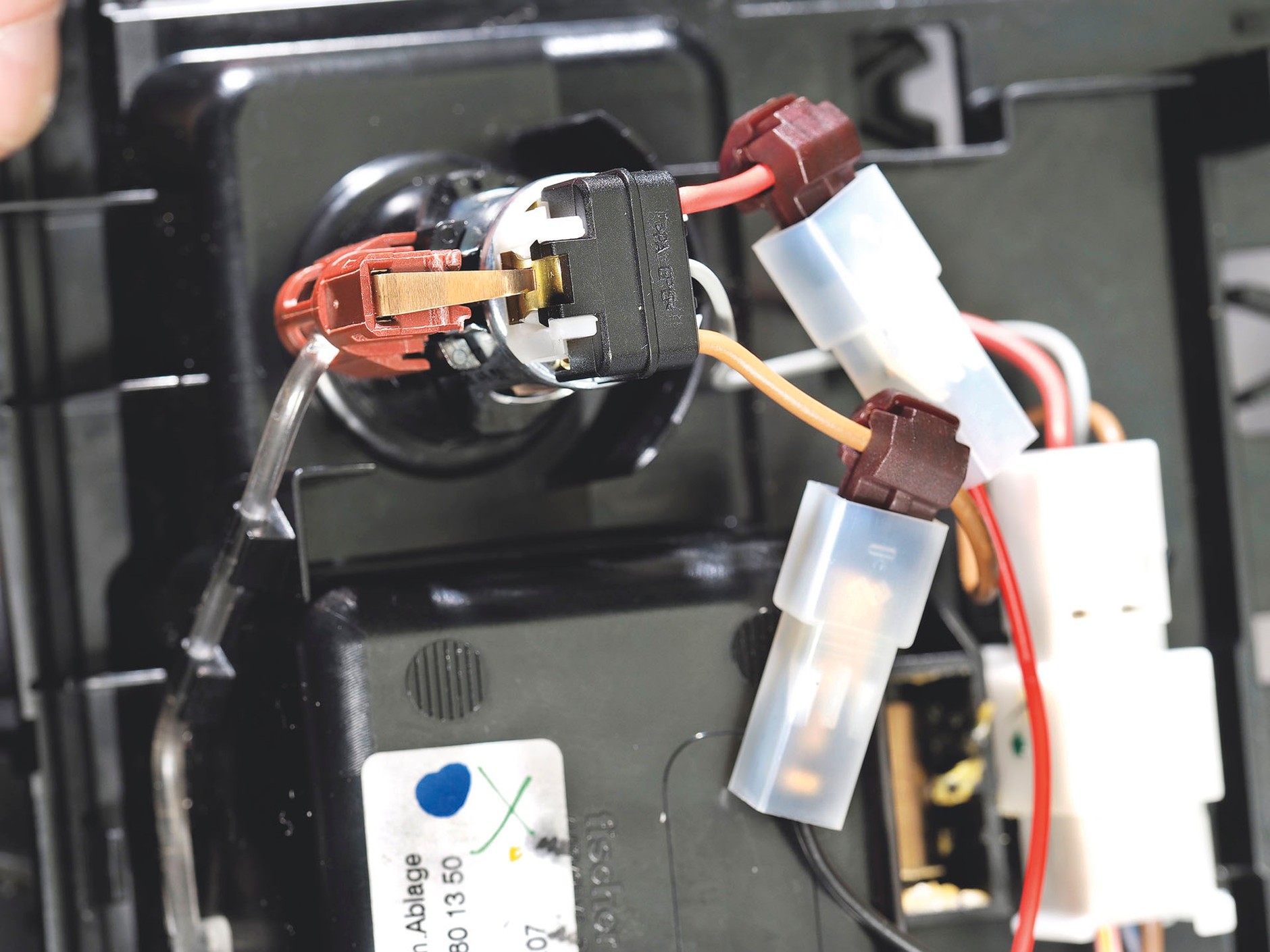 Bezprzewodowy ładowanie w każdym samochodzie