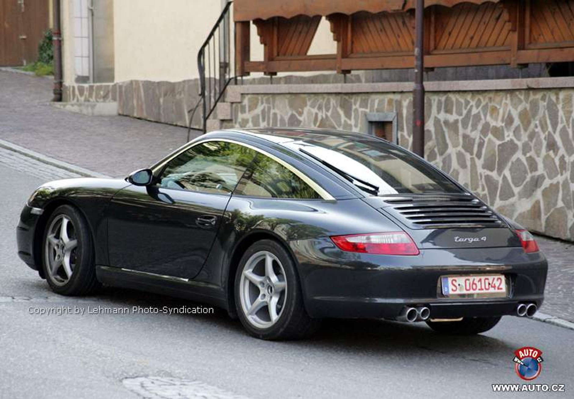 Spy Photos: Porsche 911 Turbo Cabrio i Targa bez maskowania
