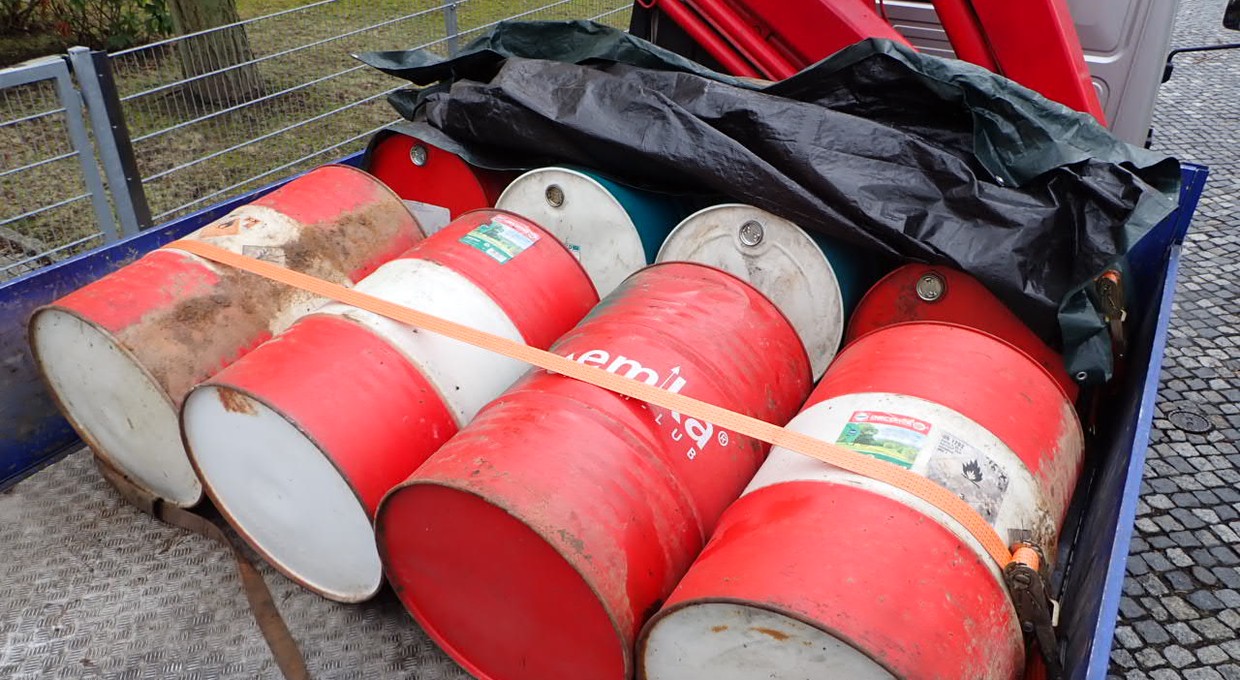 Niemcy wywożą z Polski paliwo! Rekordzista zatankował na raz 1600 litrów. Czas na kartki?