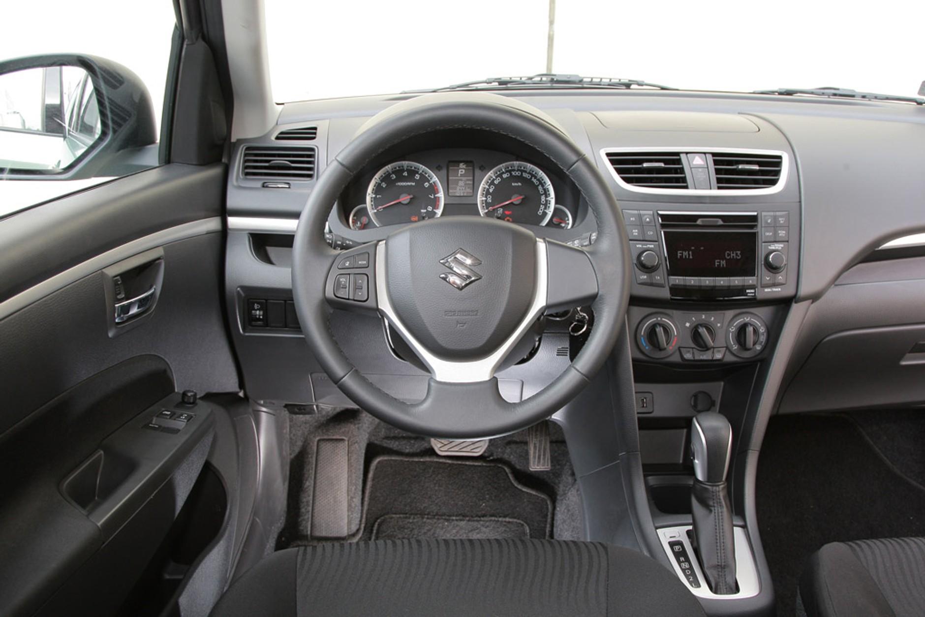 Ford Fiesta kontra Suzuki Swift i Mazda 2: automatyczni przyjaciele miasta