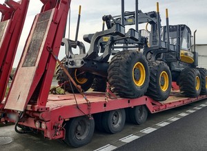 ITD sprawdziła transport wielkiej maszyny leśnej. Potrzebne były nowy ciągnik i inne zezwolenie