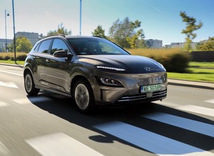 Hyundai Kona 39 kWh. Atrakcyjny wstęp do jazdy na prądzie