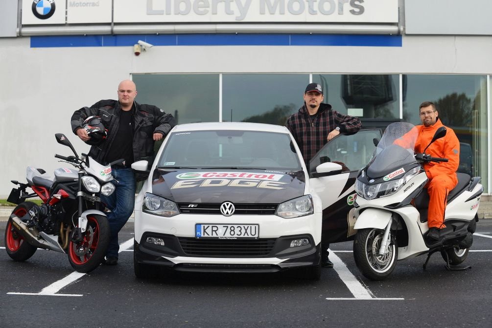 Koszty dojazdów w mieście sprawdzaliśmy dla samochodu, motocykla i skutera