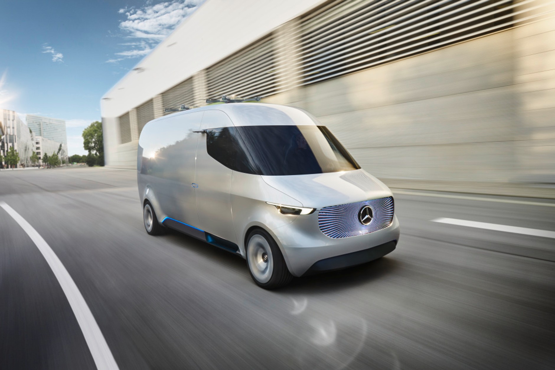 Mercedes-Benz: ponad 10 różnych pojazdów z napędem całkowicie elektrycznym do 2022 roku