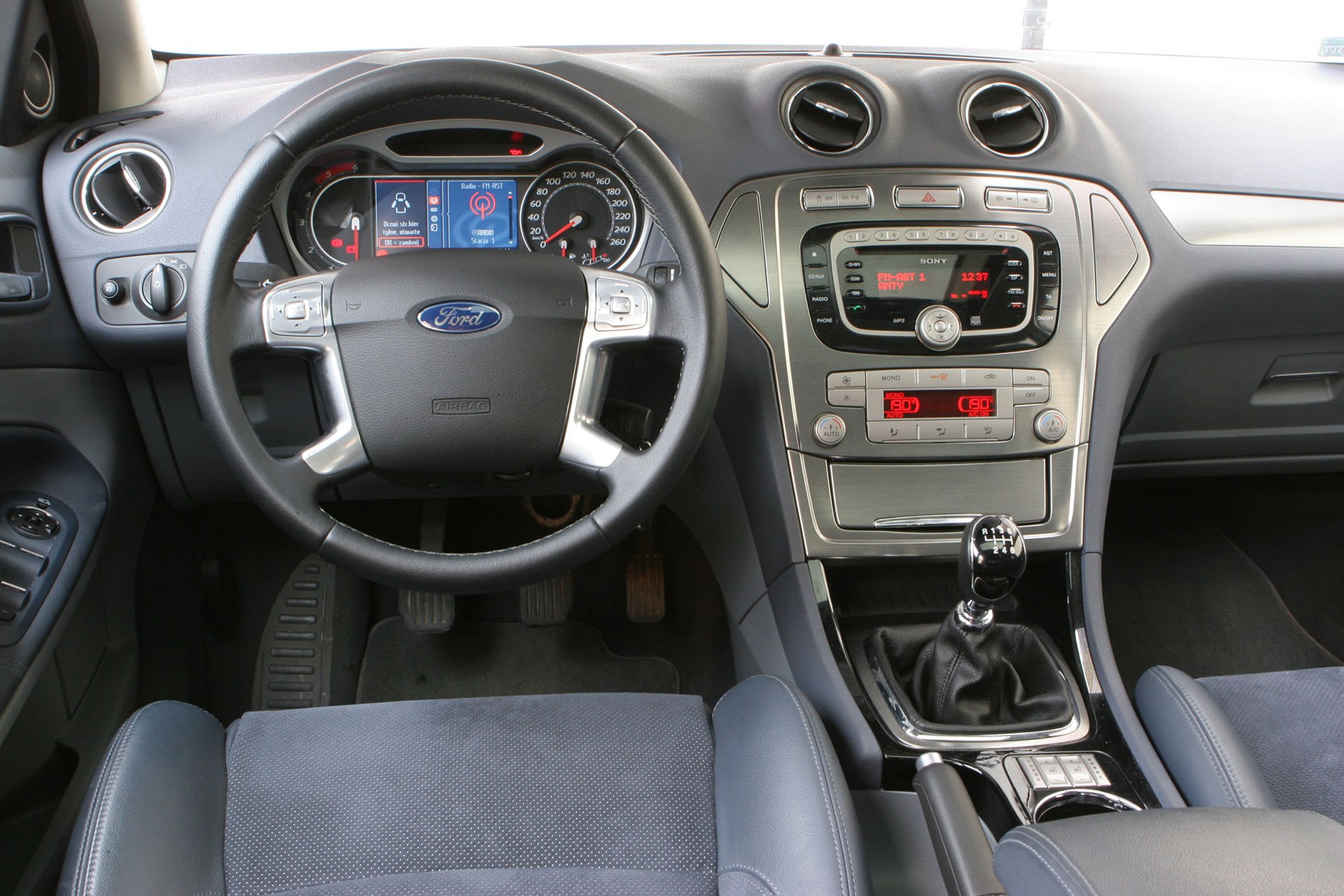 Ford Mondeo III - duże auto w dobrej cenie